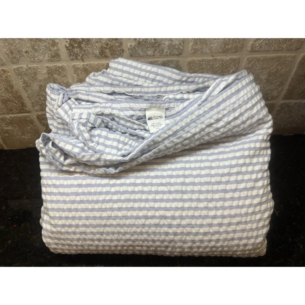 THE VERMONT COUNTRY STORE Full Periwinkle Blue Seersucker Coverlet 96x104